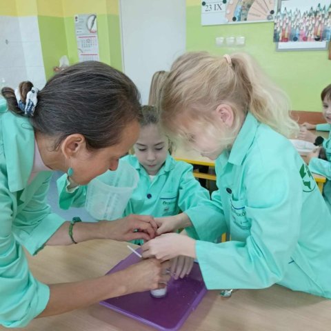 b_1024_768_0_00_images_2023_2024_Chmurka_Warsztaty_EKOSKOP_402597551_805943794666904_2597809357614935057_n